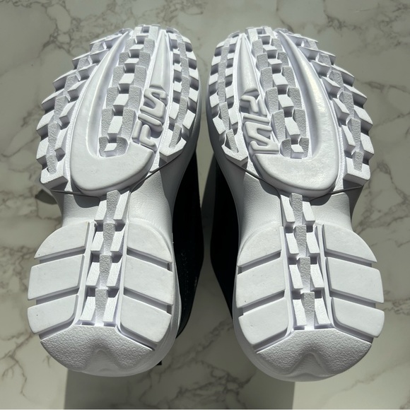 Women’s Fila Disruptor Platform Wedge 🖤 - Picture 13 of 13